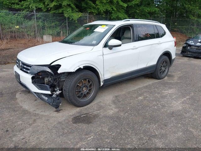 2018 VOLKSWAGEN TIGUAN 2.0T SE/2.0T SEL 2
