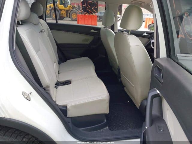 2018 VOLKSWAGEN TIGUAN 2.0T SE/2.0T SEL 8