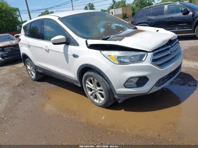 2017 FORD ESCAPE SE 1