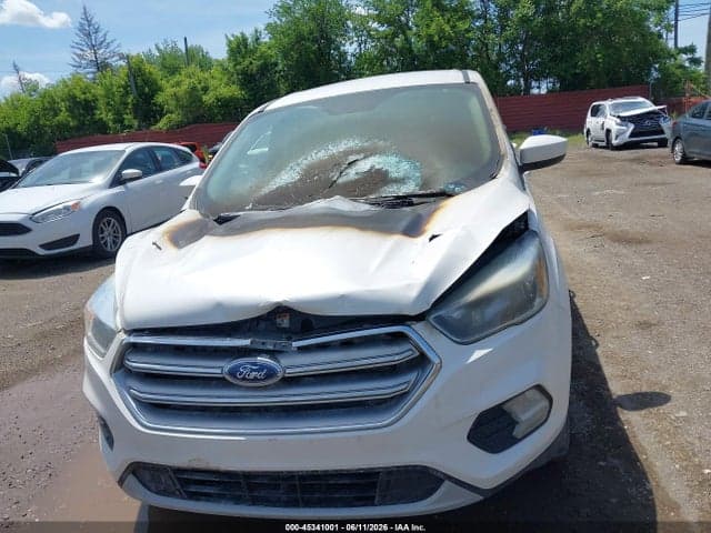2017 FORD ESCAPE SE 6