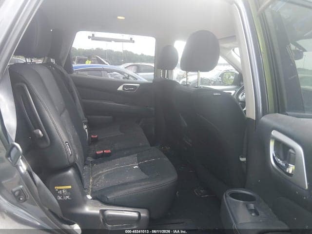 2019 NISSAN PATHFINDER SV 8