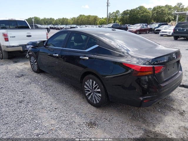 2024 NISSAN ALTIMA SV 3