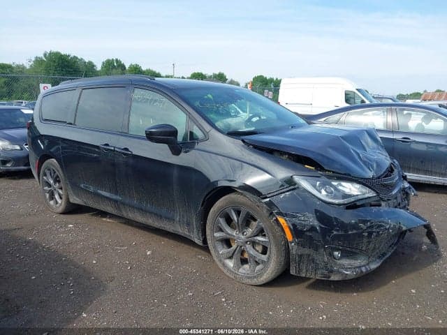 2019 CHRYSLER PACIFICA TOURING L PLUS 1