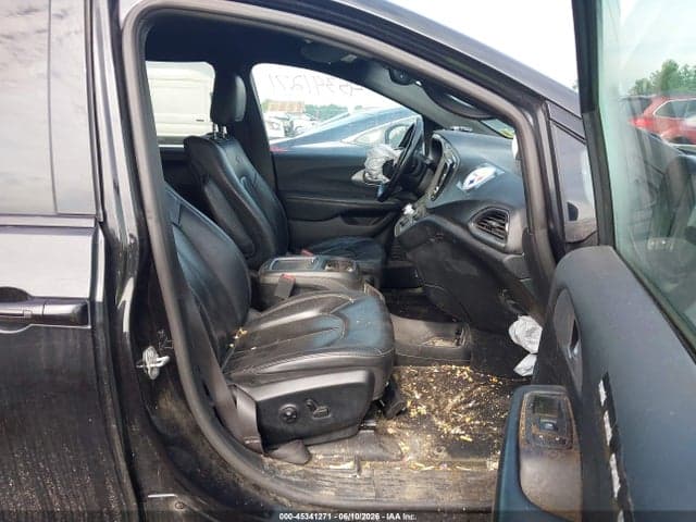 2019 CHRYSLER PACIFICA TOURING L PLUS 5
