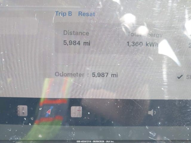 2026 TESLA MODEL 3 7