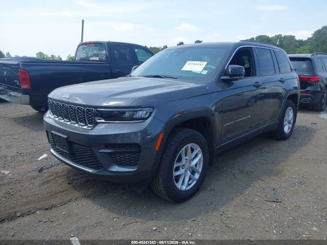 2025 JEEP GRAND CHEROKEE LAREDO X 4X4 2