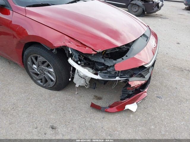 2024 HYUNDAI ELANTRA SEL 6