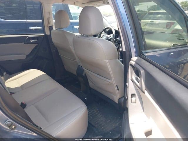 2017 SUBARU FORESTER 2.5I LIMITED 8