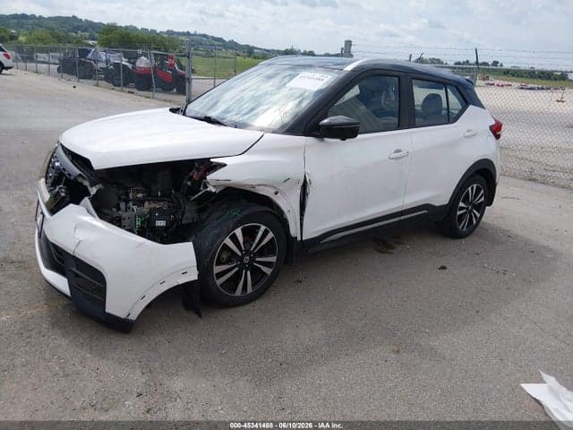2019 NISSAN KICKS SR 2