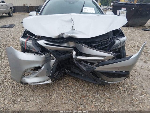 2021 TOYOTA CAMRY SE 6
