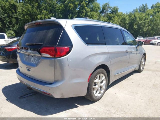 2019 CHRYSLER PACIFICA TOURING L PLUS 4