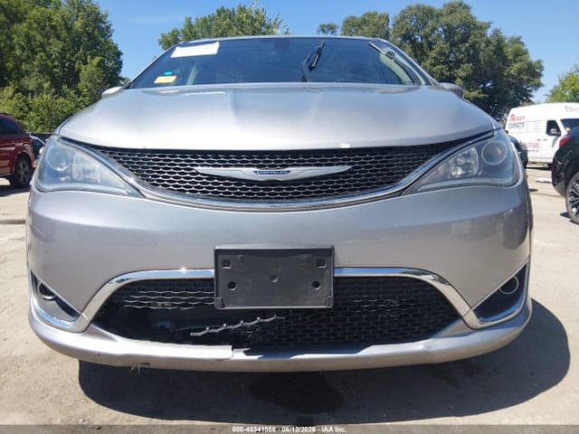 2019 CHRYSLER PACIFICA TOURING L PLUS 6