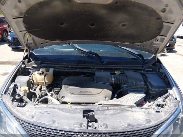 2019 CHRYSLER PACIFICA TOURING L PLUS 10