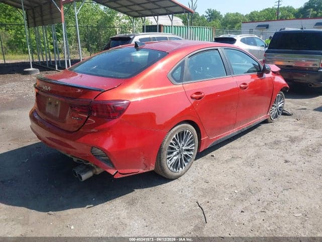 2023 KIA FORTE GT-LINE 4