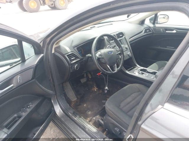 2018 FORD FUSION S 17