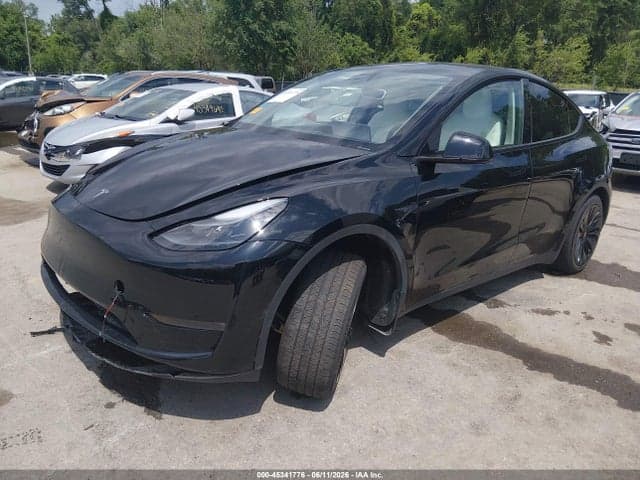2023 TESLA MODEL Y RWD 2