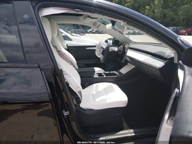 2023 TESLA MODEL Y RWD 5