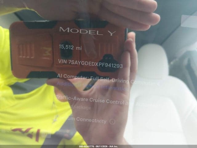 2023 TESLA MODEL Y RWD 7