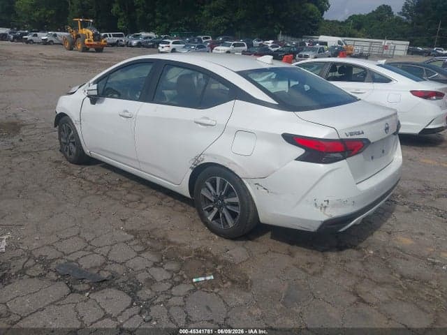 2021 NISSAN VERSA SV XTRONIC CVT 3