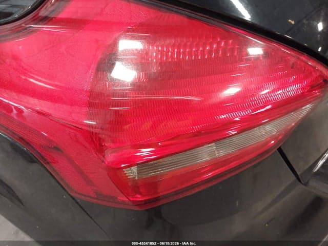 2018 FORD FOCUS TITANIUM 18