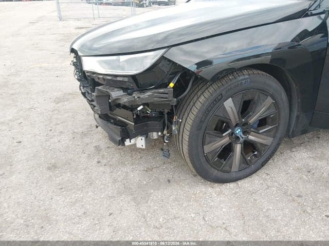 2025 BMW IX XDRIVE50 6