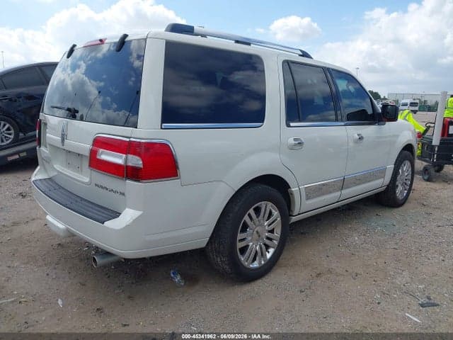 2008 LINCOLN NAVIGATOR 4