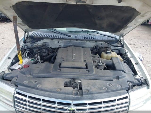 2008 LINCOLN NAVIGATOR 10