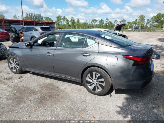 2025 NISSAN ALTIMA S FWD 3