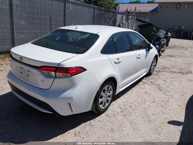 2022 TOYOTA COROLLA LE 4
