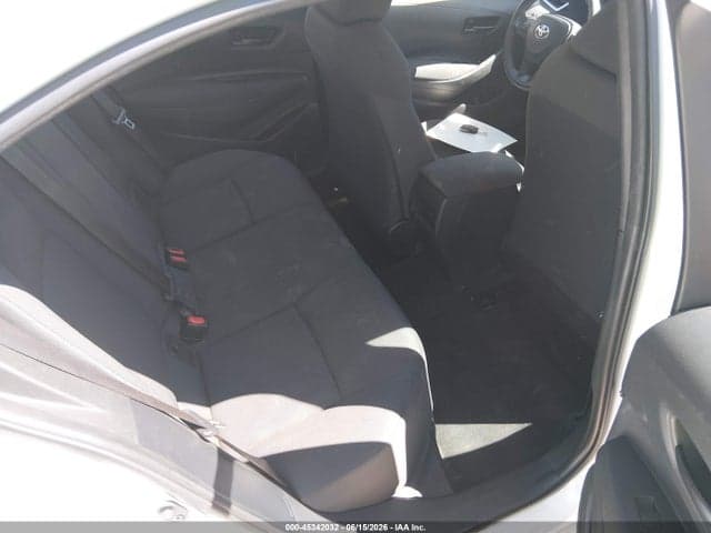 2022 TOYOTA COROLLA LE 8