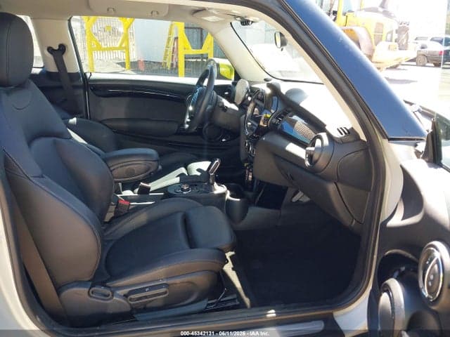 2021 MINI SE HARDTOP 5