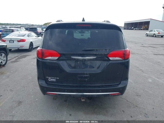 2017 CHRYSLER PACIFICA TOURING-L 16