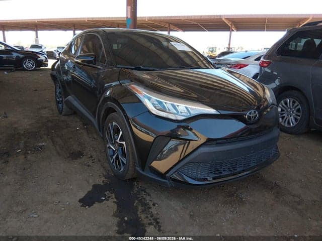 2022 TOYOTA C-HR XLE - 1