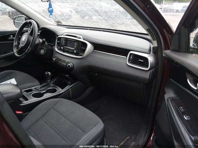 2017 KIA SORENTO 3.3L LX 5
