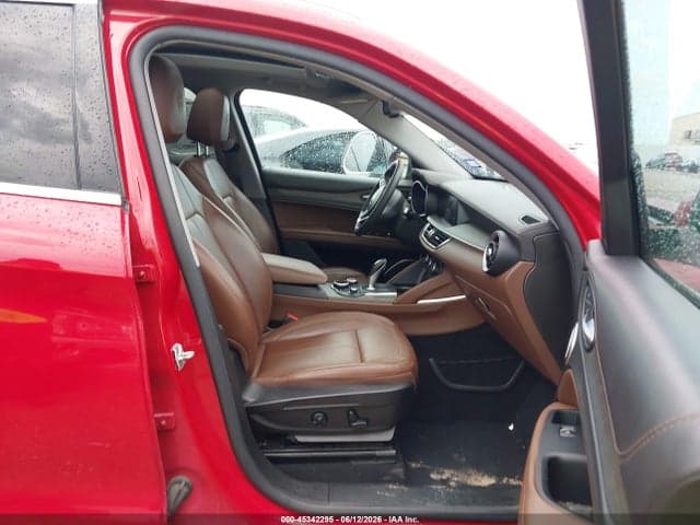 2019 ALFA ROMEO STELVIO TI AWD 5