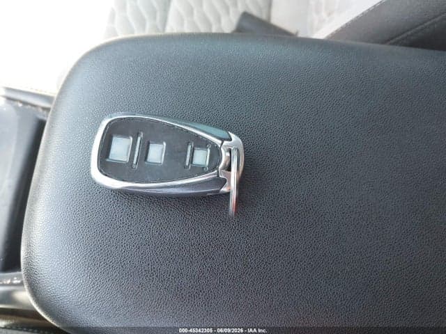2018 CHEVROLET EQUINOX LS 11