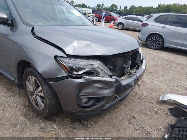 2019 NISSAN PATHFINDER SL 6
