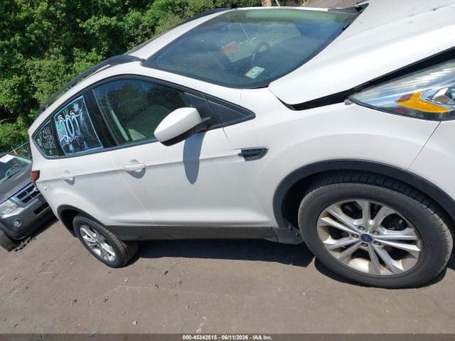 2017 FORD ESCAPE SE 13