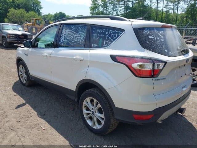 2017 FORD ESCAPE SE 3