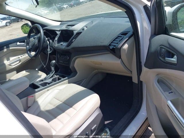 2017 FORD ESCAPE SE 5