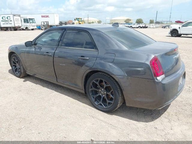 2019 CHRYSLER 300 TOURING 3