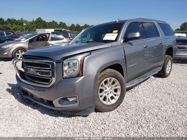 2019 GMC YUKON XL SLT 2