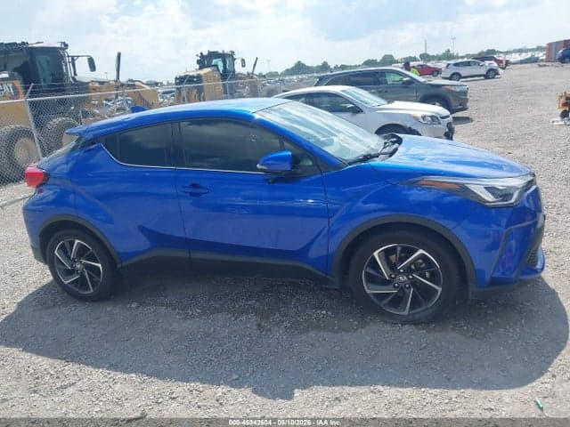 2020 TOYOTA C-HR LIMITED 13