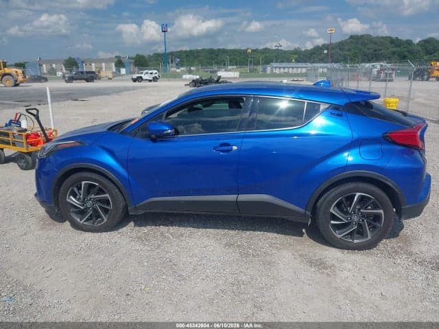 2020 TOYOTA C-HR LIMITED 14