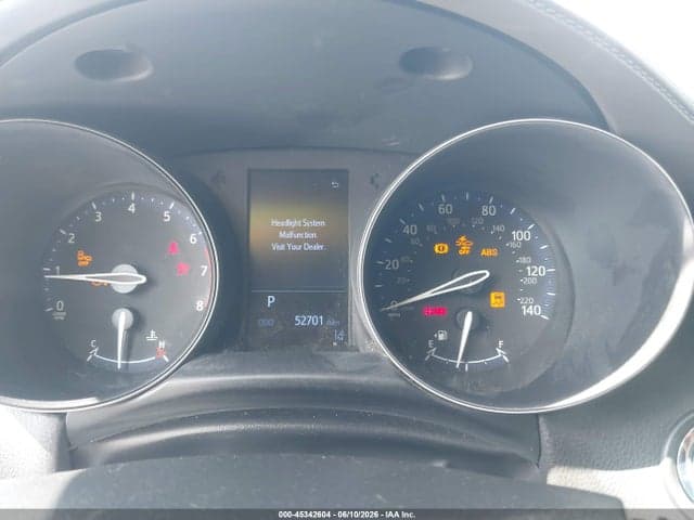 2020 TOYOTA C-HR LIMITED 7