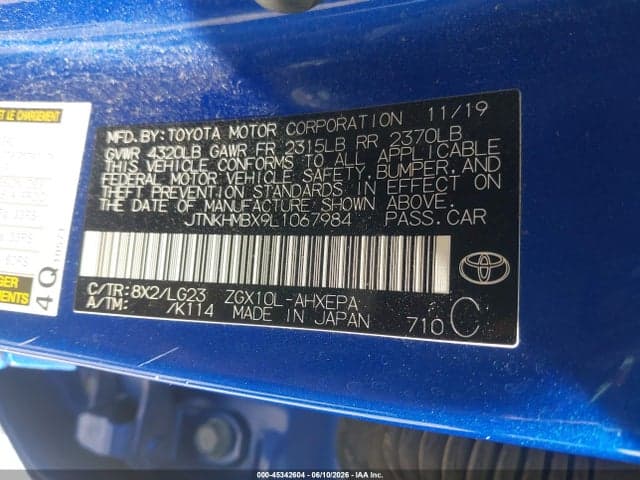 2020 TOYOTA C-HR LIMITED 9