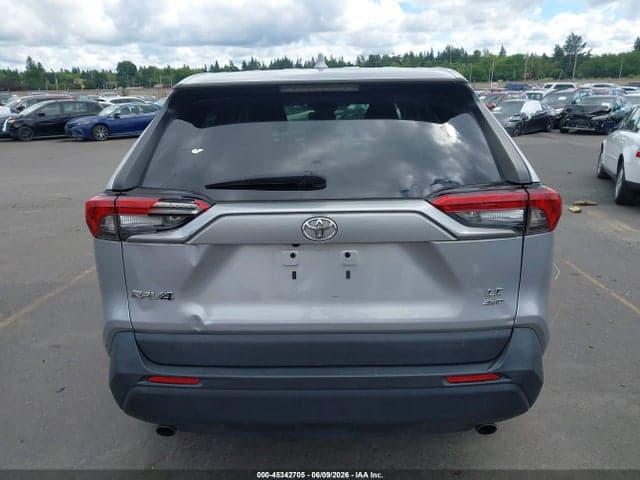 2022 TOYOTA RAV4 LE 17