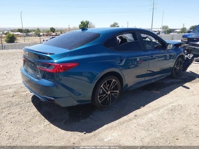 2025 TOYOTA CAMRY XSE 4