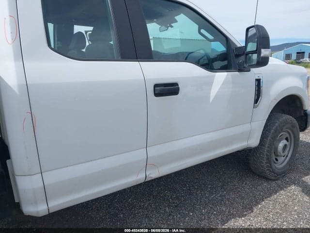 2022 FORD F-350 XL 14