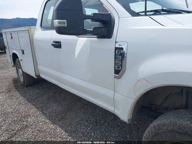 2022 FORD F-350 XL 15